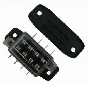 VP91009 4 Way Blade Fuse Block With rubber pad & cover